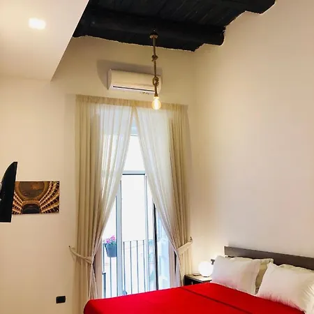 Domus 25 נאפולי