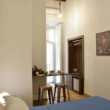 Bed & Breakfast Domus 25 4*