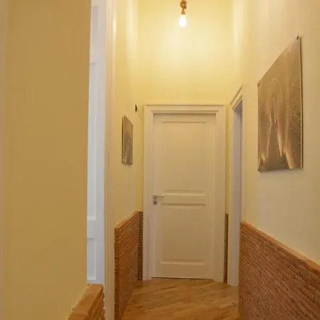 Bed & Breakfast Domus 25