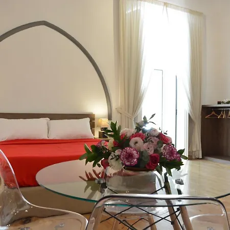 Domus 25 Naples