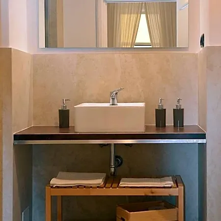 Domus 25 4* Neapol