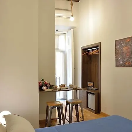 Domus 25 Bed & Breakfast