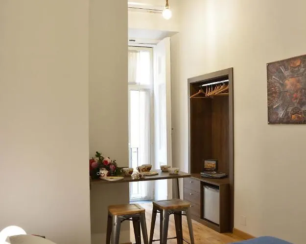 Bed and breakfast Domus 25 4*