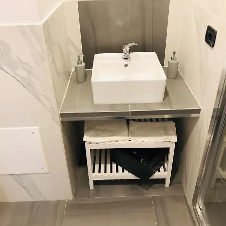 Domus 25 4*