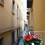 Domus 25 Bed and breakfast 4*