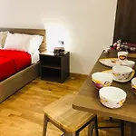 Domus 25 Nápoles